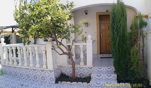 Town House - Återförsäljning - Torrevieja - Torretas