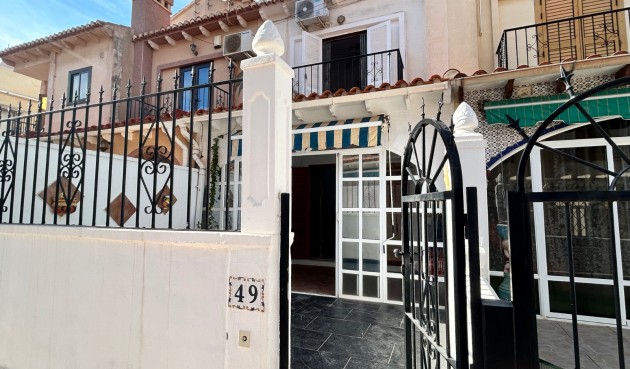 Town House - Reventa - El Chaparral - Inland