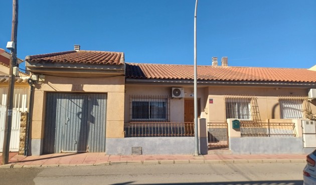 Town House - Reventa - Roldan - Inland