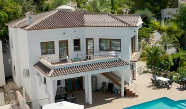 Villa - Återförsäljning - Altea - BO-49356