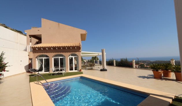 Villa - Återförsäljning - Altea -
                Costa Blanca