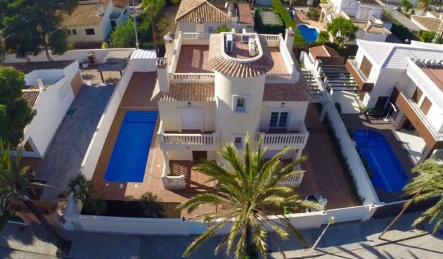 Villa - Återförsäljning - Cabo Roig - Costa Blanca