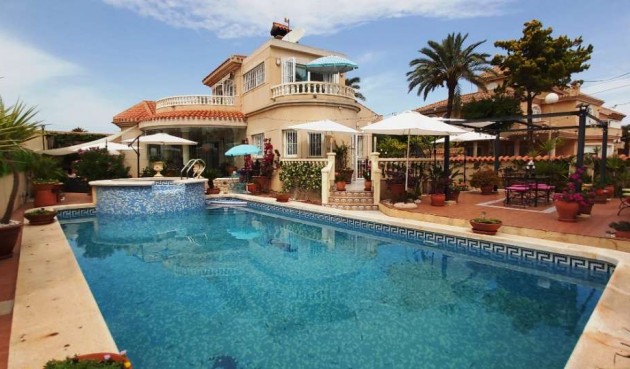 Villa - Återförsäljning - Cartagena - Costa Calida
