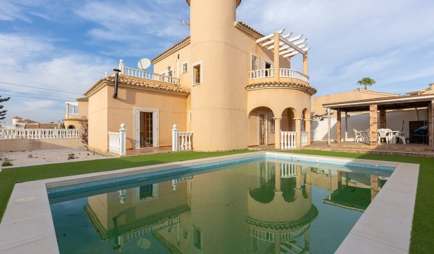 Villa - Återförsäljning - Ciudad Quesada - Ciudad Quesada