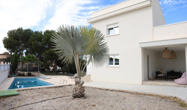 Villa - Återförsäljning - Ciudad Quesada - Costa Blanca Sur