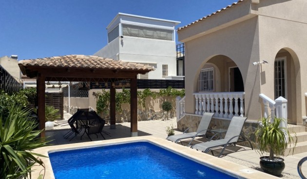 Villa - Återförsäljning - Ciudad Quesada - Costa Blanca