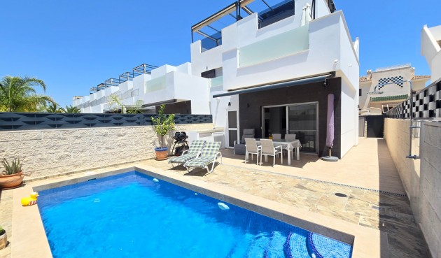 Villa - Återförsäljning - Ciudad Quesada - Costa Blanca