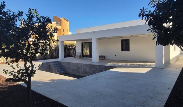 Villa - Återförsäljning - Denia - Costa Blanca