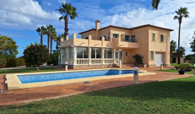 Villa - Återförsäljning - Denia - Las Marinas
