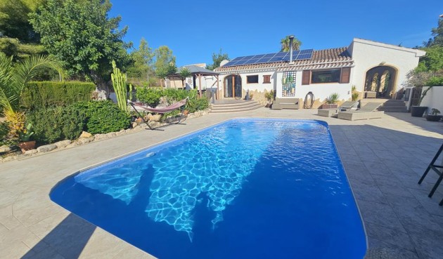 Villa - Återförsäljning - Jávea - Costa Blanca