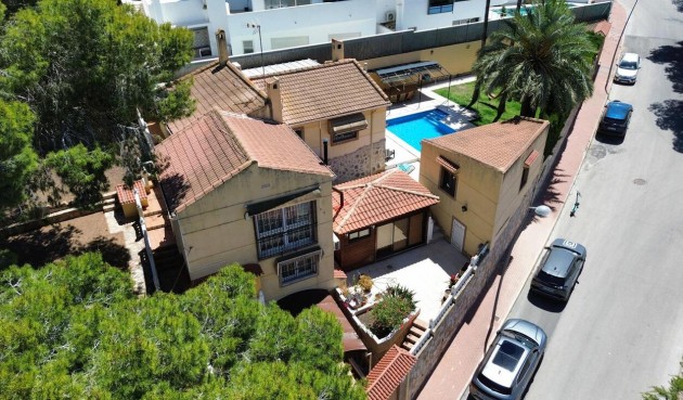 Villa - Återförsäljning - Los Balcones - Costa Blanca