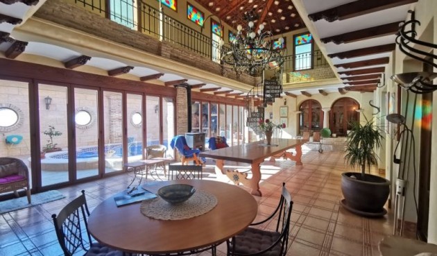 Villa - Återförsäljning - Orihuela - BO-55611