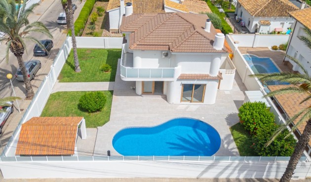 Villa - Återförsäljning - Orihuela Costa - Cabo Roig