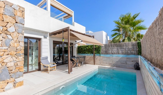 Villa - Återförsäljning - Orihuela Costa - Costa Blanca