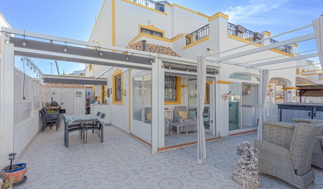 Villa - Återförsäljning - Orihuela Costa - Costa Blanca
