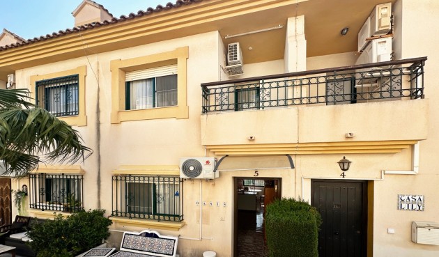 Villa - Återförsäljning - Orihuela Costa - Costa Blanca