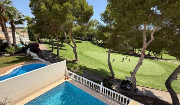 Villa - Återförsäljning - Orihuela Costa - Costa Blanca