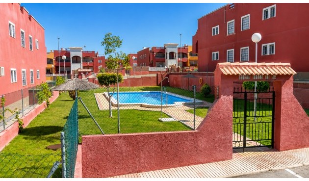 Villa - Återförsäljning - Orihuela Costa - Costa Blanca