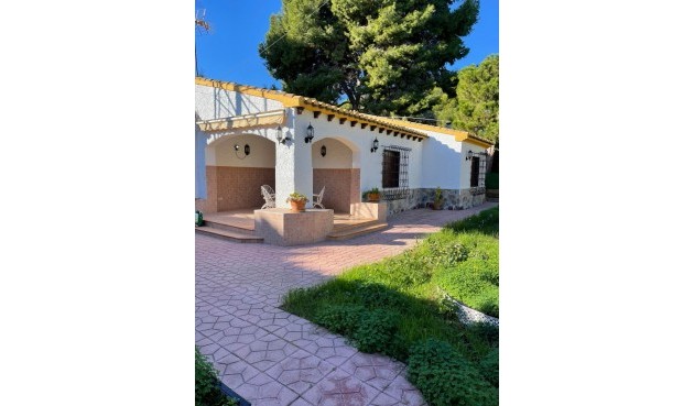 Villa - Återförsäljning - Orihuela Costa - Costa Blanca