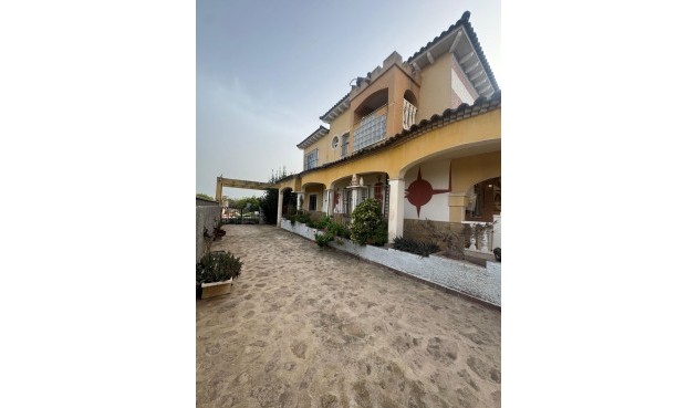 Villa - Återförsäljning - Orihuela -
                La Campaneta