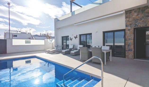 Villa - Återförsäljning - Pilar de la Horadada - Costa Blanca