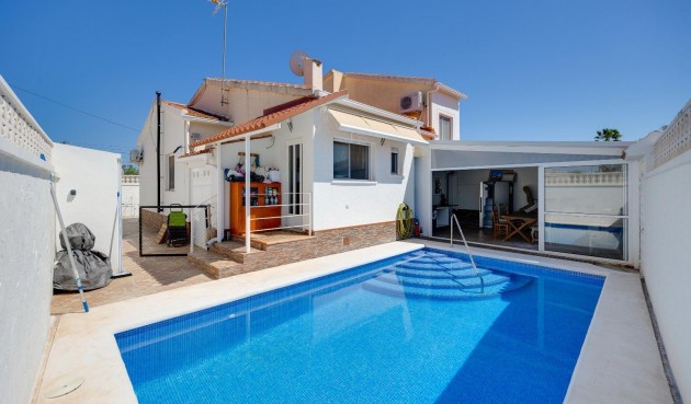 Villa - Återförsäljning - San Fulgencio - La Marina