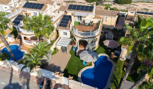 Villa - Återförsäljning - Santa Pola - Costa Blanca