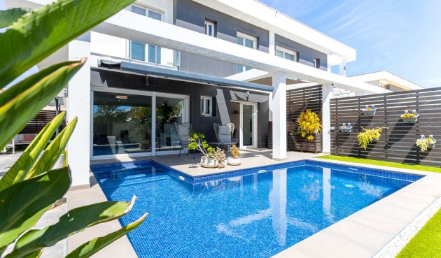 Villa - Återförsäljning - Santa Pola - Gran Alacant