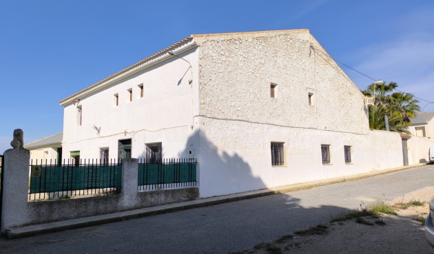 Villa - Återförsäljning - Torre Del Rico - Inland