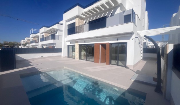 Villa - Återförsäljning - Torre Pacheco - BO-28100