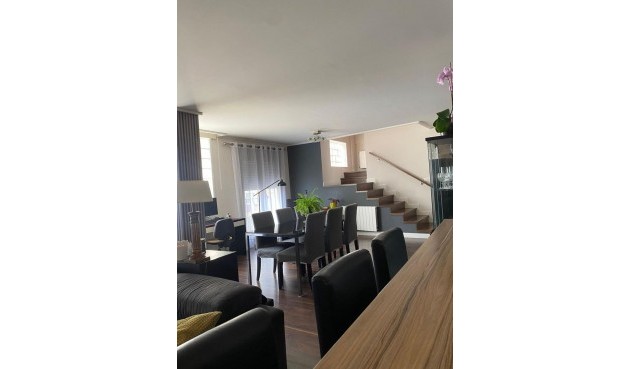 Villa - Återförsäljning - Torrevieja - BO-86699