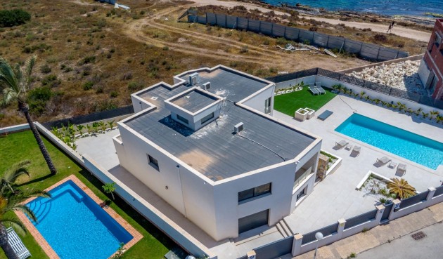 Villa - Återförsäljning - Torrevieja - La Veleta