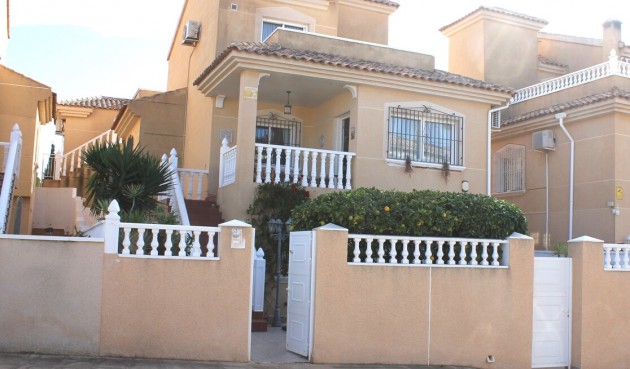 Villa - Återförsäljning - Villamartin - Costa Blanca