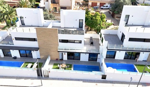 Villa - Återförsäljning - Villamartin - Costa Blanca