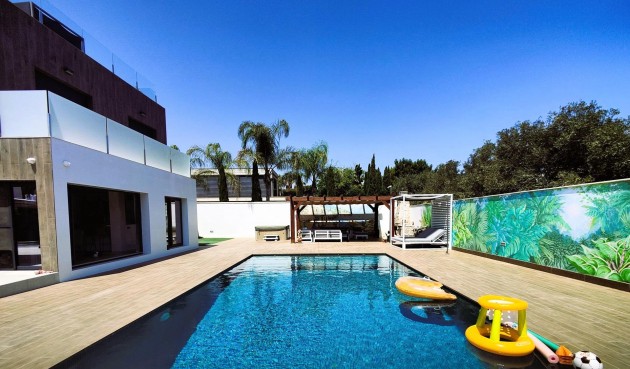 Villa - Brukt - Cabo Roig - Costa Blanca