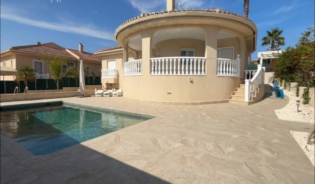 Villa - Brukt - Ciudad Quesada - BO-43542