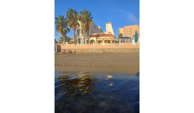 Villa - Brukt - La Manga del Mar Menor - BO-18034