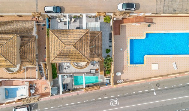 Villa - Brukt - Torrevieja - BO-68892