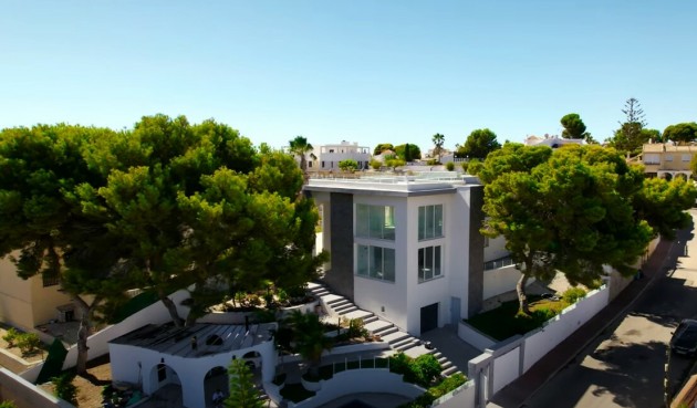 Villa - Brukt - Torrevieja - Costa Blanca