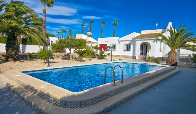 Villa - Brukt - Torrevieja - Costa Blanca