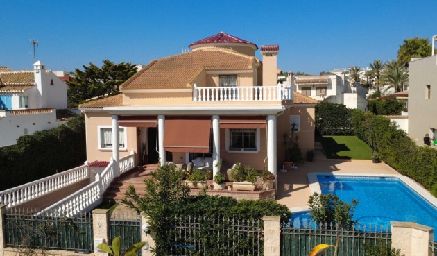 Villa - Brukt - Torrevieja - Costa Blanca