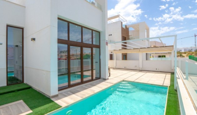Villa - Brukt - Torrevieja - Costa Blanca
