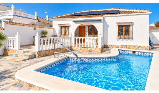 Villa - Brukt - Torrevieja - Costa Blanca