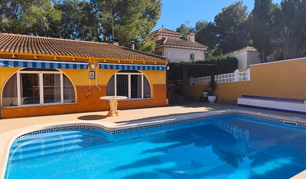 Villa - Brukt - Torrevieja - Los Balcones