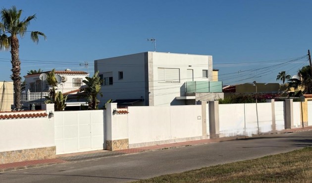 Villa - Brukt - Torrevieja - Torreta Florida