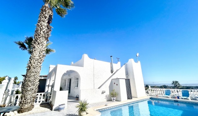 Villa - Brukt - Villamartin - Costa Blanca