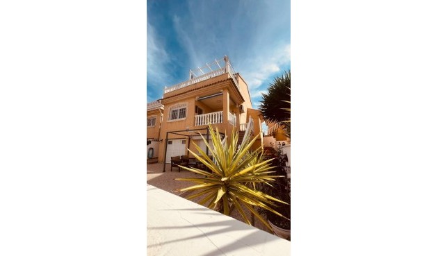 Villa - Brukt - Villamartin - Costa Blanca