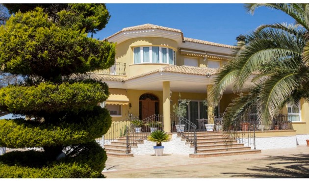 Villa - Brukt - Yecla - BO-15936