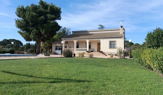 Villa - Brukt - Yecla - Inland