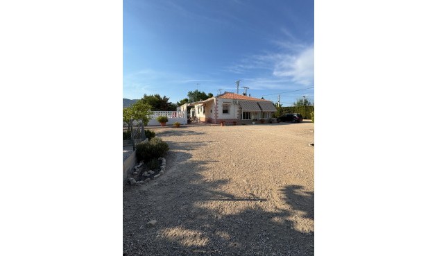 Villa - Resale - Albatera - Partida Lomas